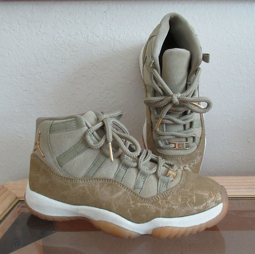Air Jordan 11 Retro Neutral Olive